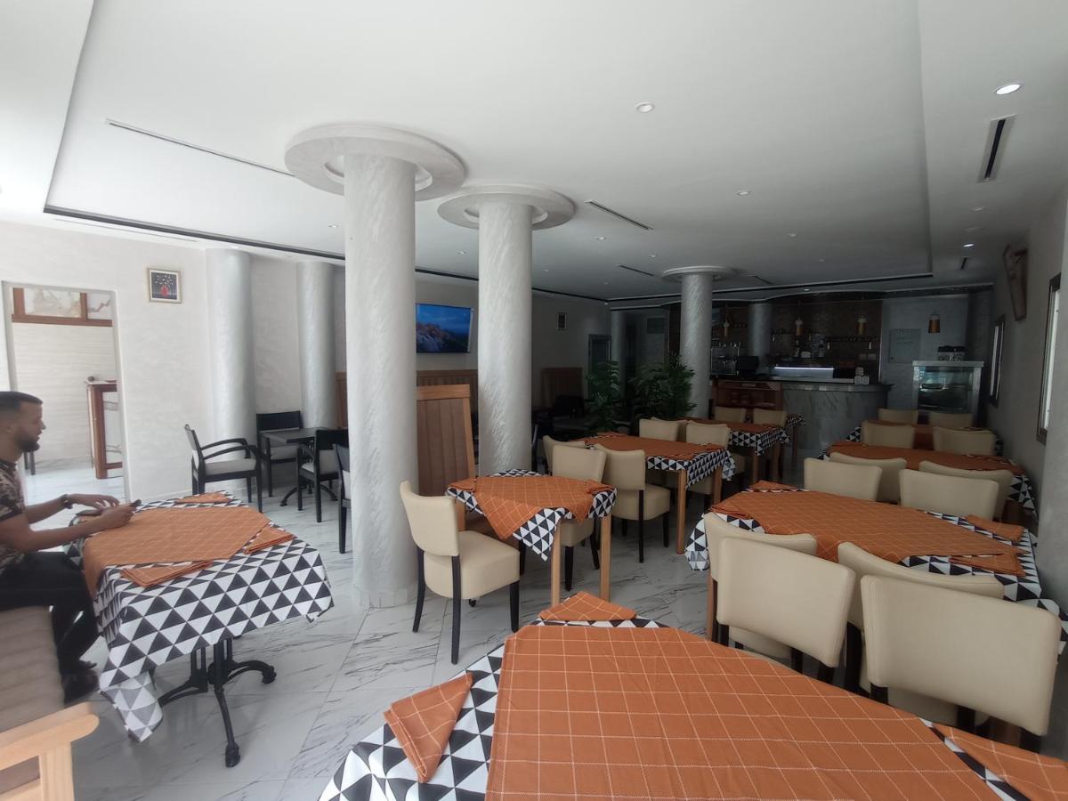 Hotel Castiya 米迪克 外观 照片