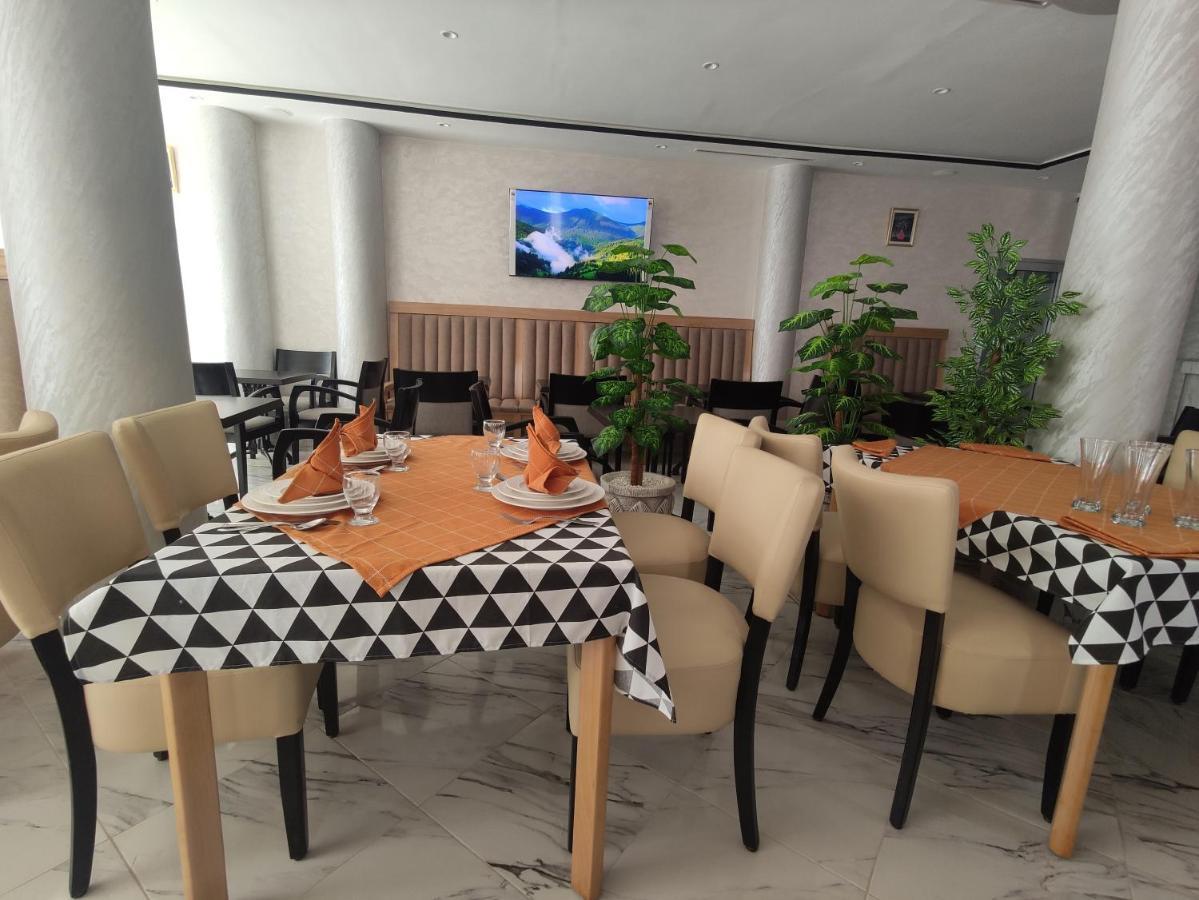 Hotel Castiya 米迪克 外观 照片