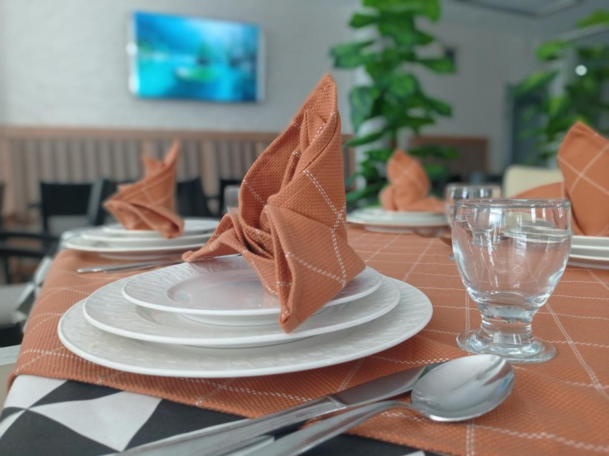 Hotel Castiya 米迪克 外观 照片